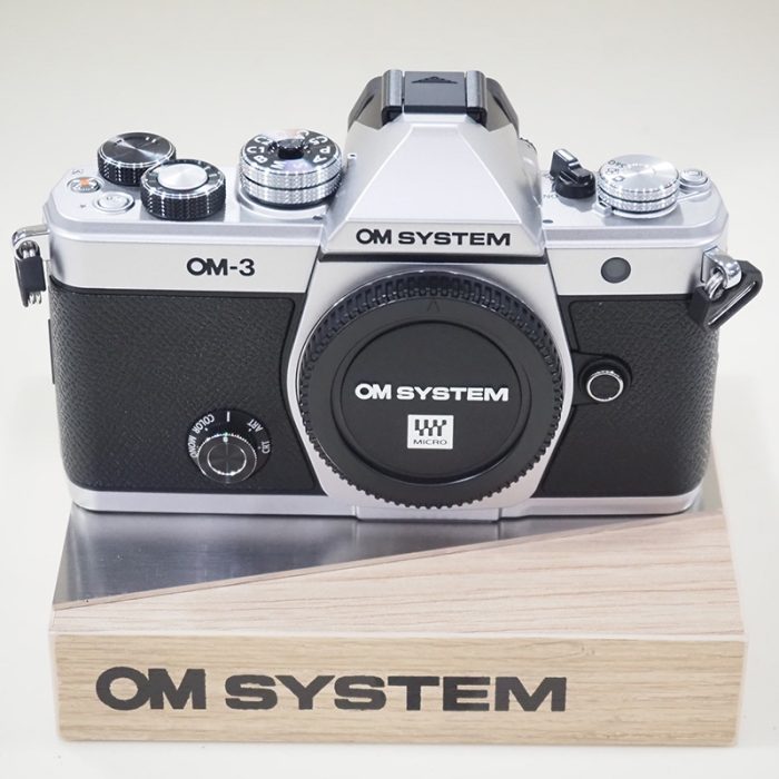 OM system OM3 corpo