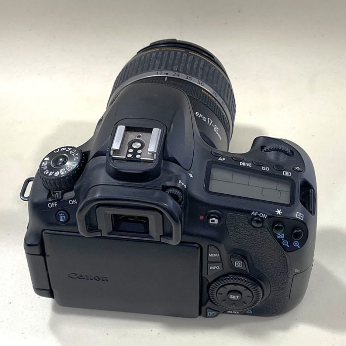 Cano Eos 60D kit con EF-S 17/85 f4-5.6 IS usm - immagine 2